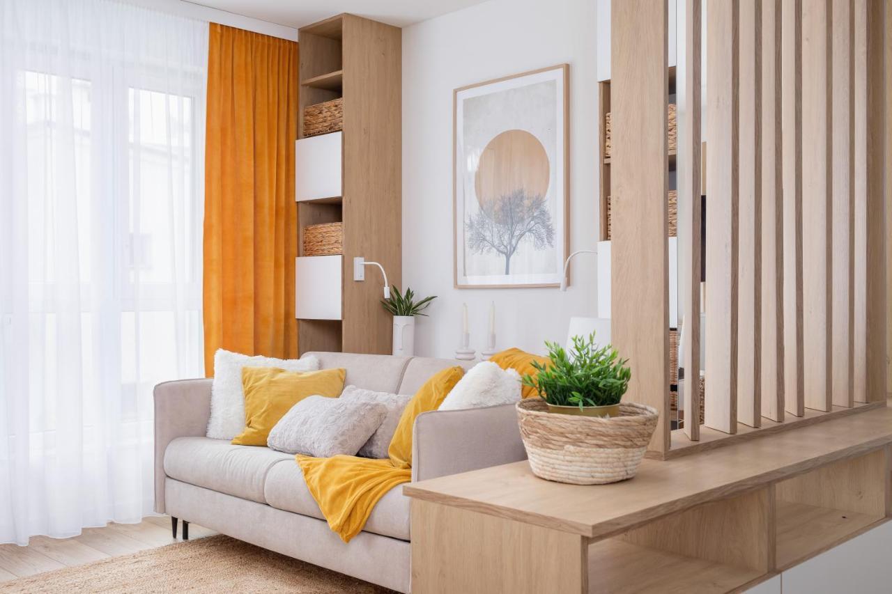 City Studio With Ac Czarnowiejska By Renters Krasków Eksteriør bilde